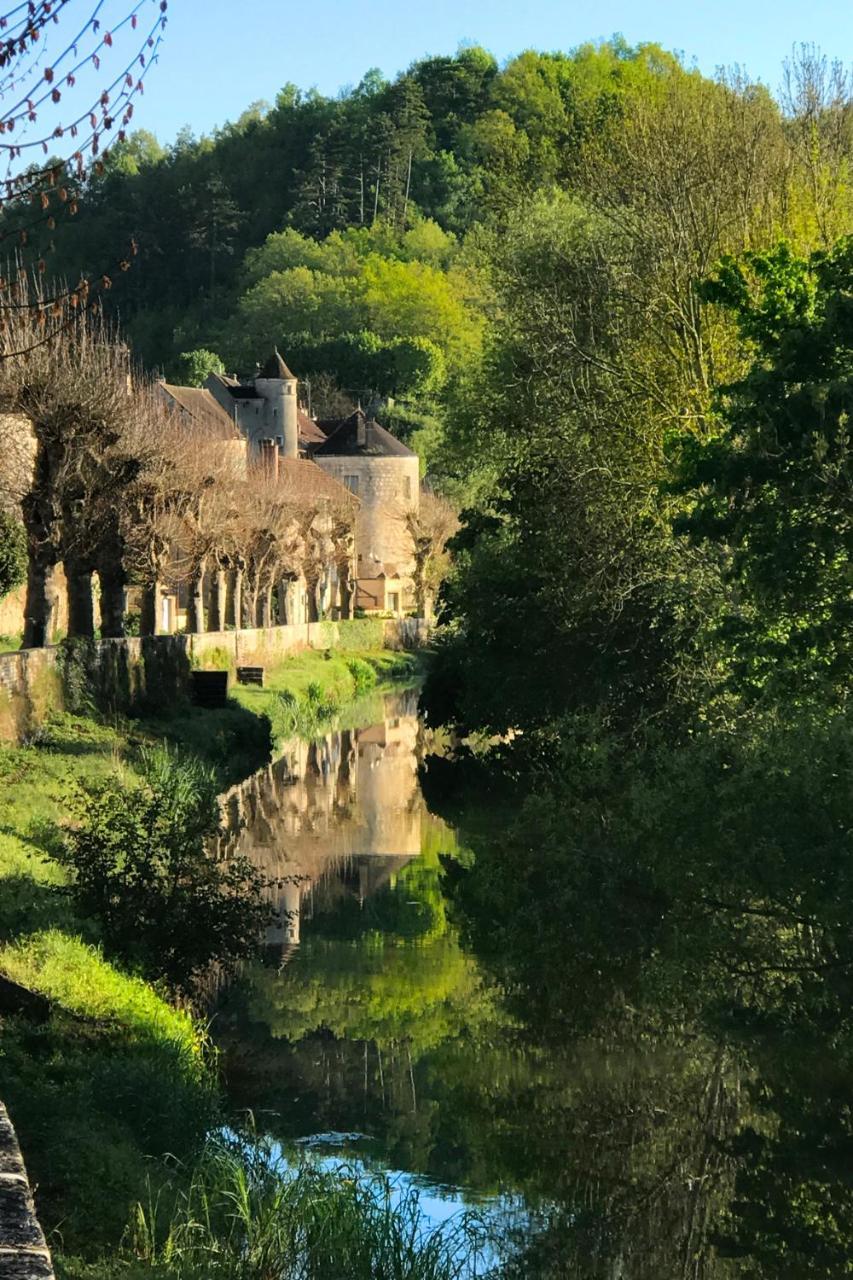 Cote-Serein La Privilege De La Tour Madame Noyers-sur-Serein Buitenkant foto